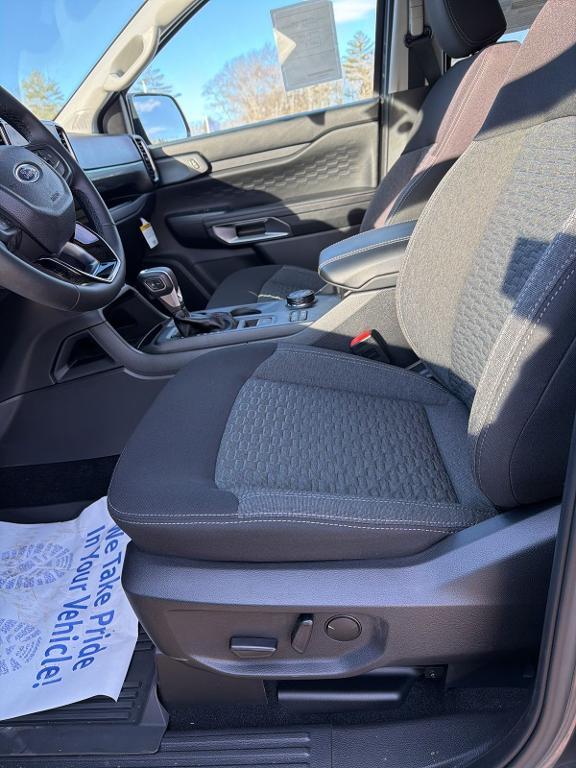 new 2025 Ford Ranger car, priced at $40,695