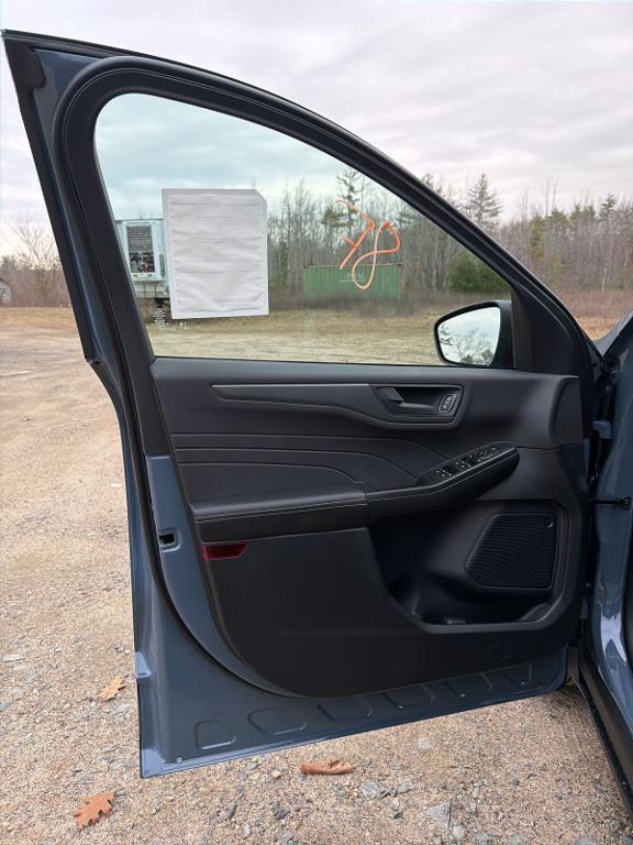 new 2026 Ford Escape car, priced at $33,049