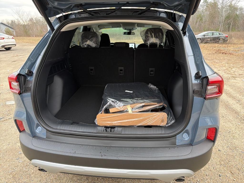 new 2026 Ford Escape car, priced at $33,049