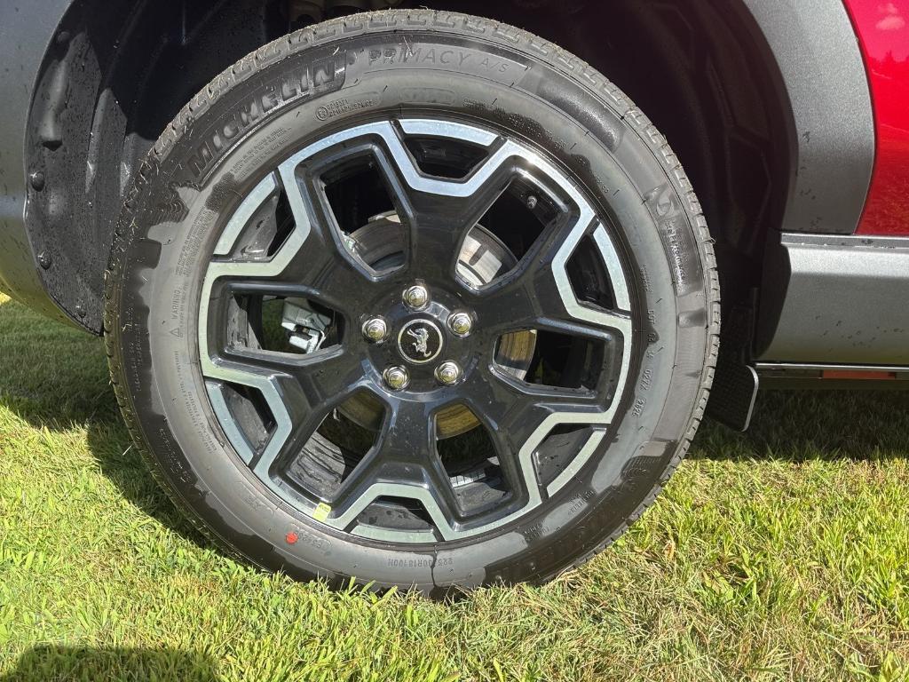 new 2025 Ford Bronco Sport car, priced at $37,433