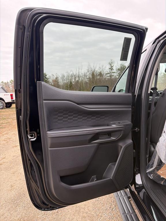 new 2025 Ford Ranger car, priced at $39,085