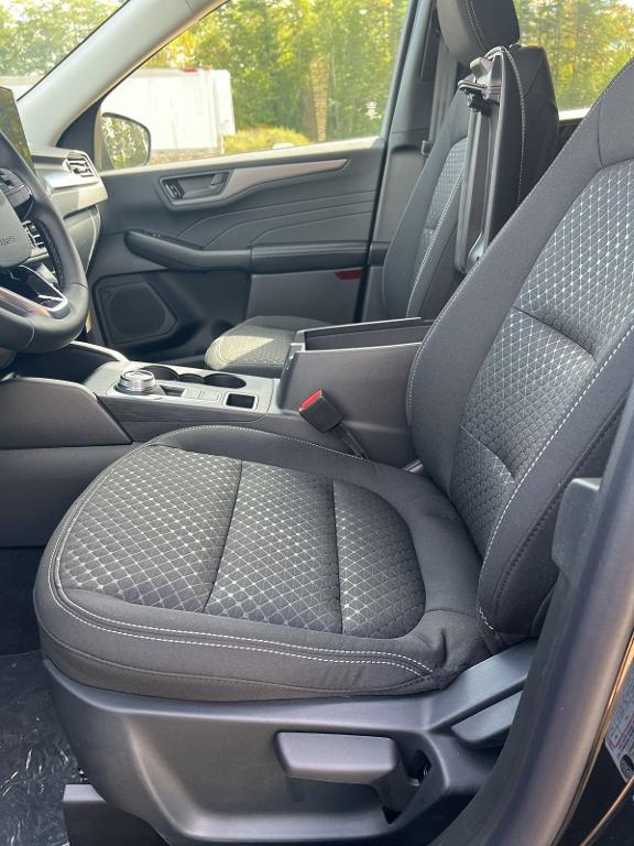 new 2026 Ford Escape car, priced at $31,349