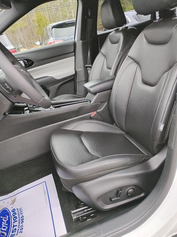 used 2025 Jeep Compass car, priced at $24,995