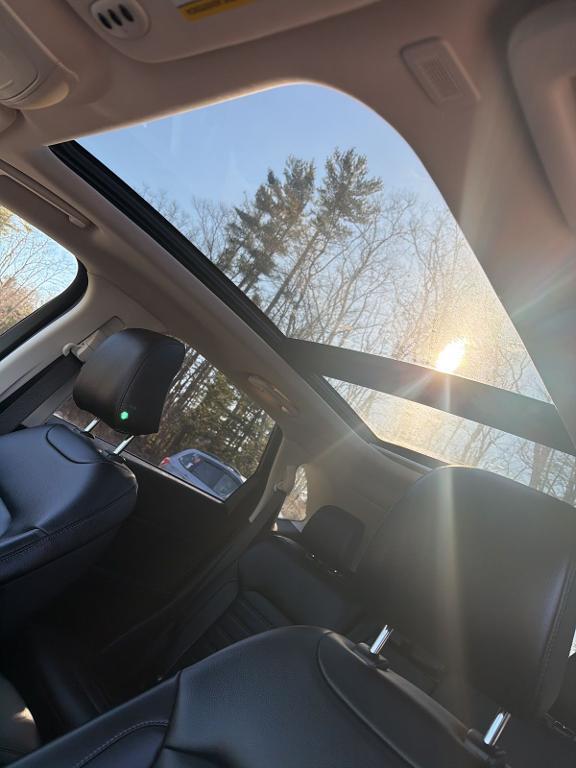 used 2024 Ford Edge car, priced at $28,306