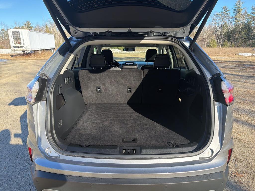 used 2024 Ford Edge car, priced at $28,306