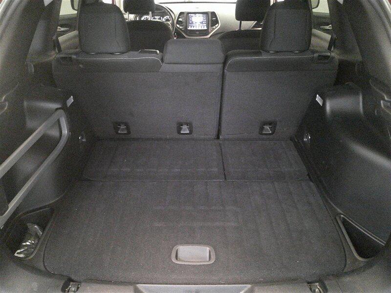 used 2016 Jeep Cherokee car, priced at $12,900