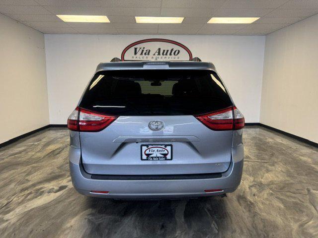 used 2018 Toyota Sienna car, priced at $19,900