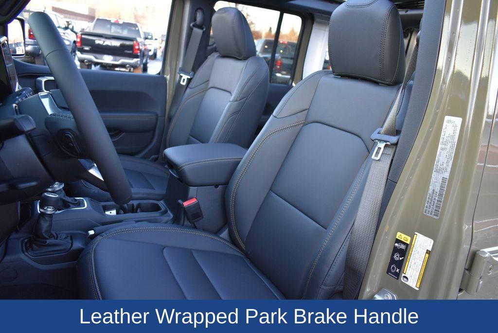 new 2026 Jeep Wrangler car, priced at $52,077