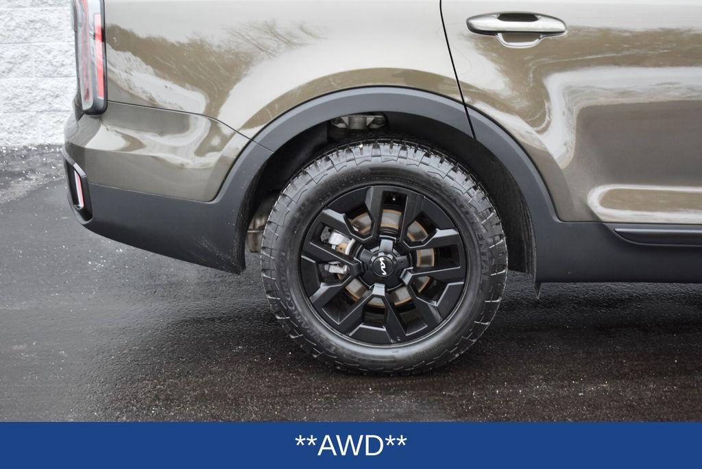 used 2024 Kia Telluride car, priced at $44,000