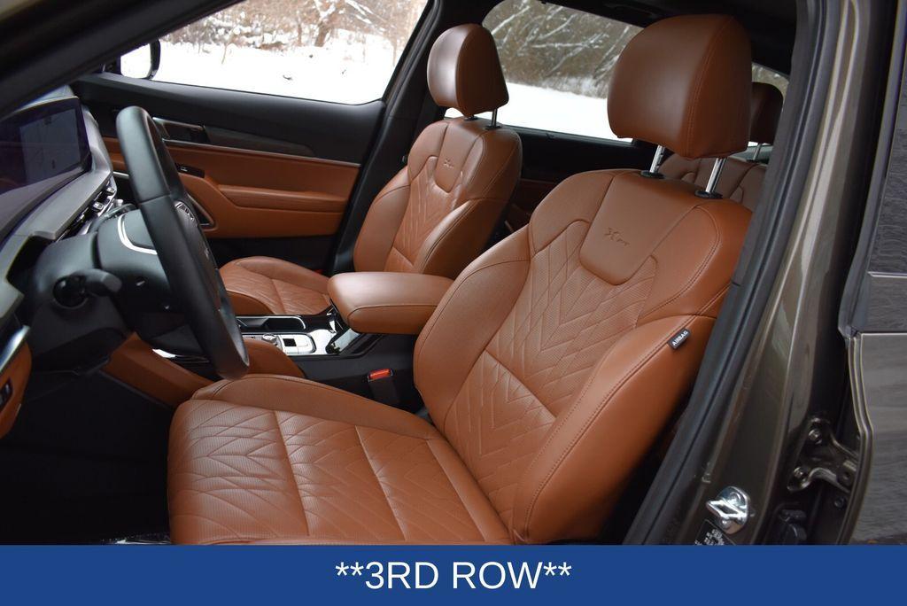 used 2024 Kia Telluride car, priced at $44,000