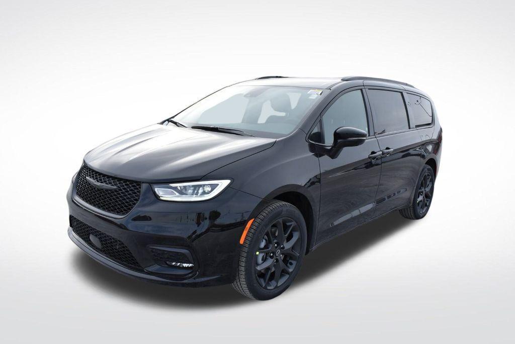 new 2026 Chrysler Pacifica car, priced at $49,225