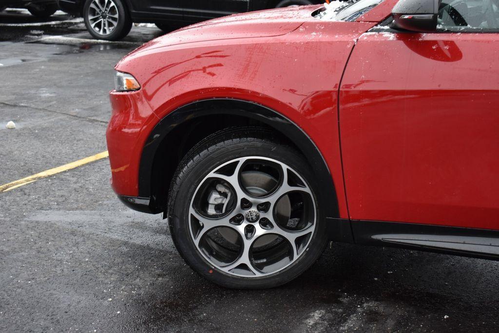 new 2025 Alfa Romeo Tonale car, priced at $40,814