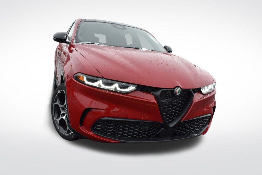 new 2025 Alfa Romeo Tonale car, priced at $40,814