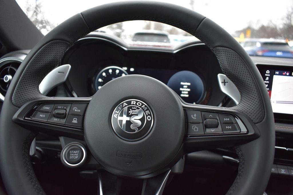 new 2025 Alfa Romeo Tonale car, priced at $40,814
