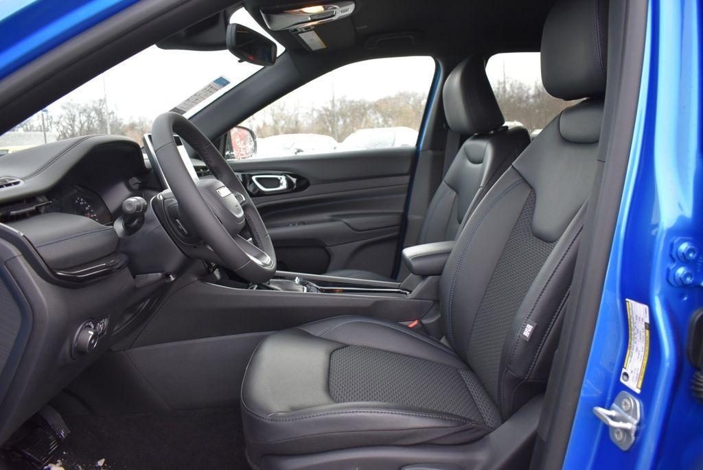 new 2026 Jeep Compass car, priced at $31,678