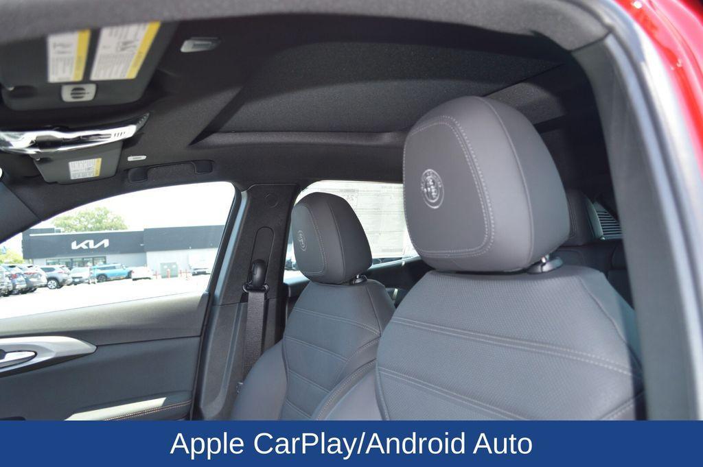 new 2025 Alfa Romeo Tonale car, priced at $45,794