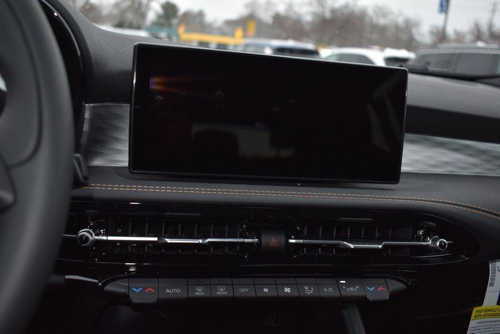 new 2025 Alfa Romeo Tonale car, priced at $40,814