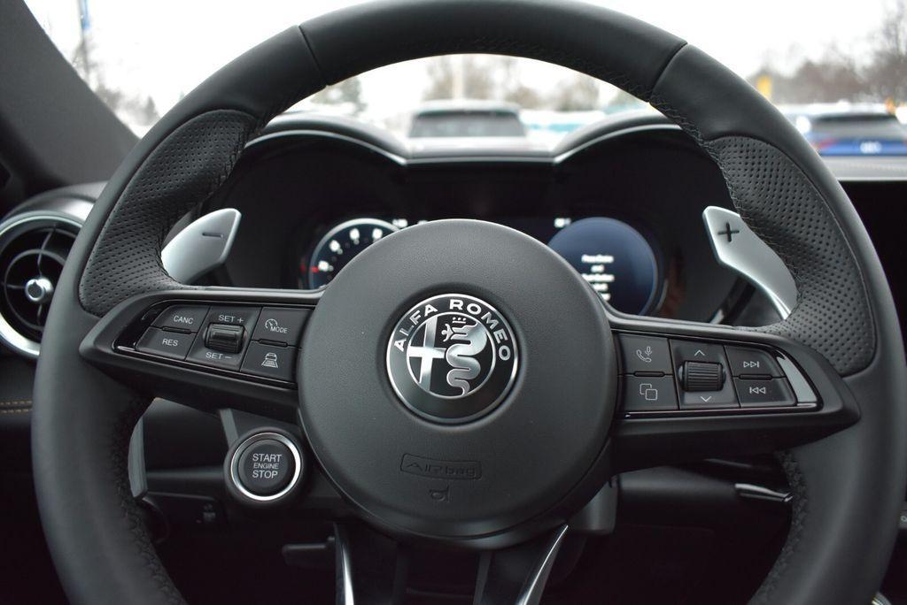 new 2025 Alfa Romeo Tonale car, priced at $40,814