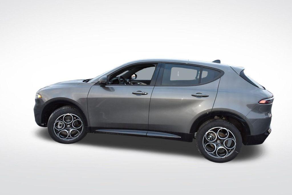 new 2025 Alfa Romeo Tonale car, priced at $36,859