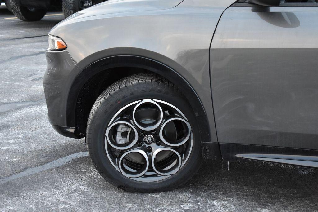 new 2025 Alfa Romeo Tonale car, priced at $36,859