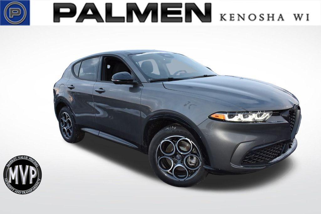 new 2025 Alfa Romeo Tonale car, priced at $36,854