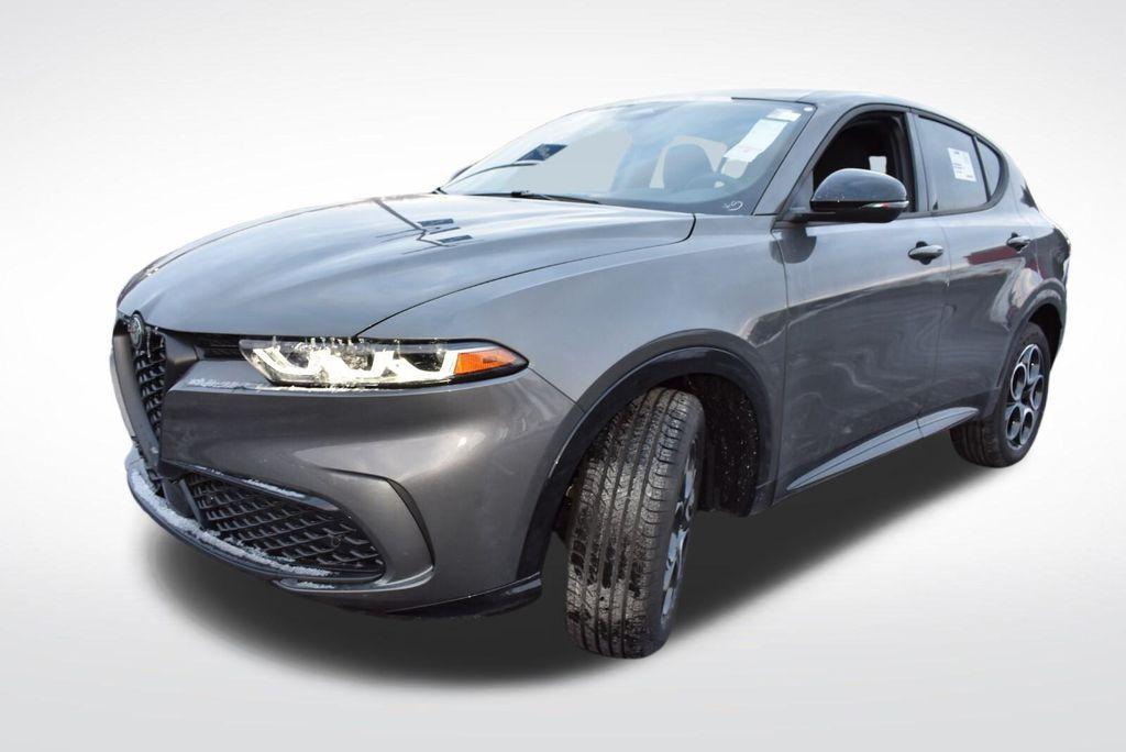 new 2025 Alfa Romeo Tonale car, priced at $36,859