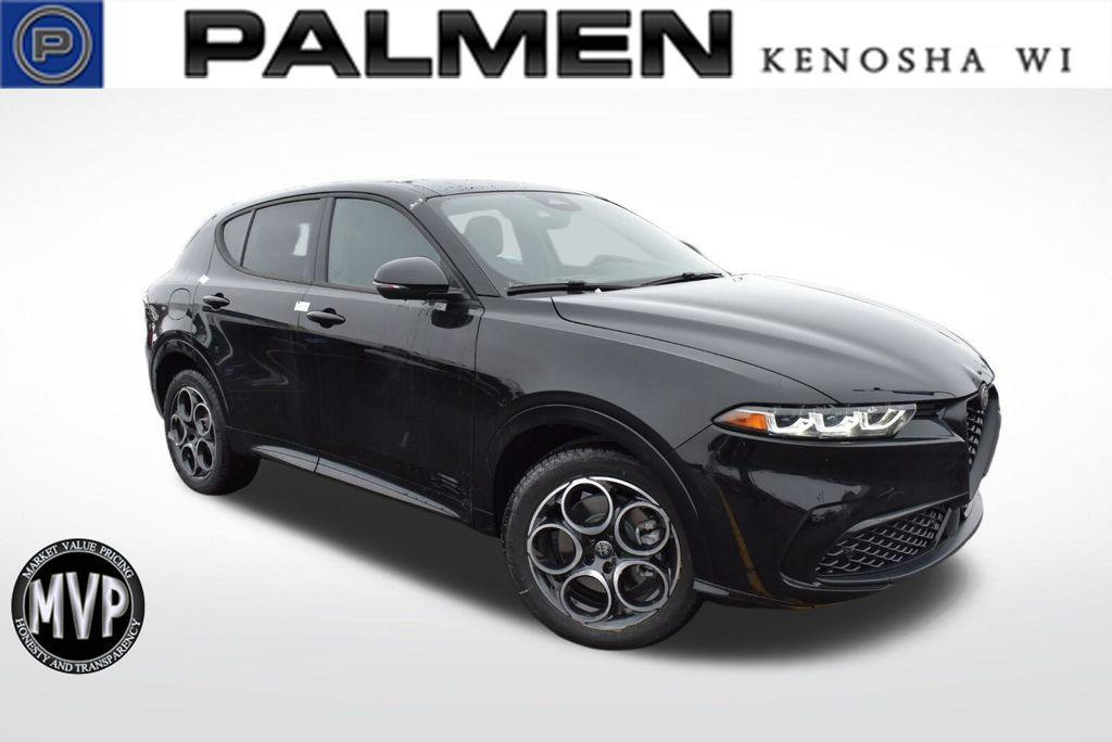 new 2025 Alfa Romeo Tonale car, priced at $36,859