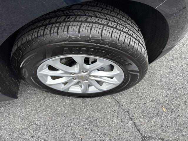 used 2021 Chevrolet Equinox car, priced at $17,998