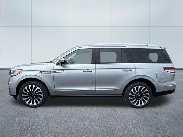 used 2023 Lincoln Navigator car, priced at $66,998