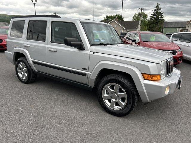 used 2007 Jeep Commander car, priced at $7,998
