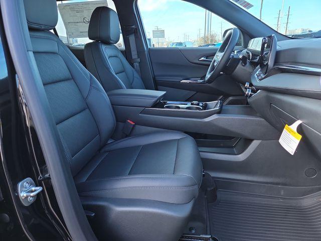 new 2026 Chevrolet Equinox car, priced at $31,305