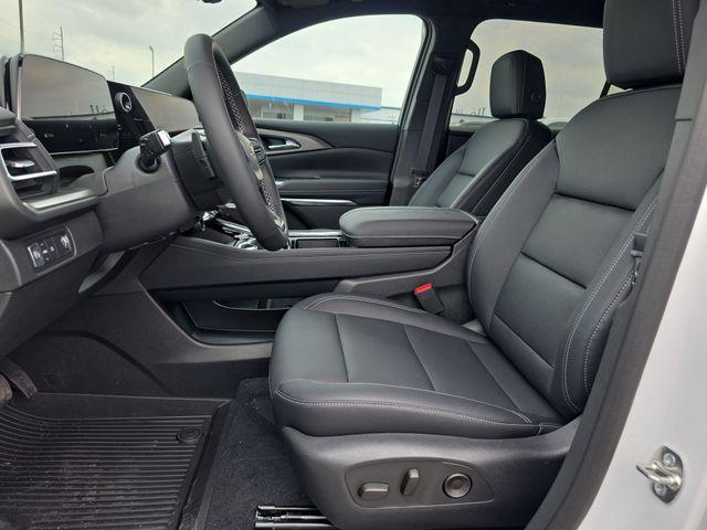 new 2026 Chevrolet Traverse car, priced at $45,409