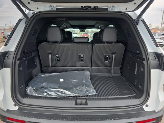 new 2026 Chevrolet Traverse car, priced at $45,409