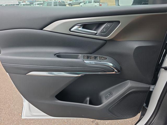 new 2026 Chevrolet Traverse car, priced at $45,409