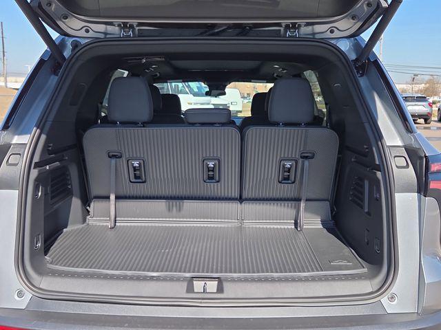 new 2026 Chevrolet Traverse car, priced at $43,132