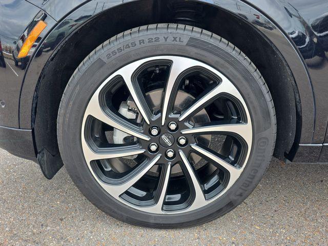 used 2024 Lincoln Nautilus car, priced at $54,500