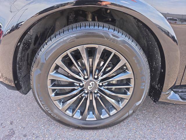 used 2023 INFINITI QX80 car, priced at $39,000