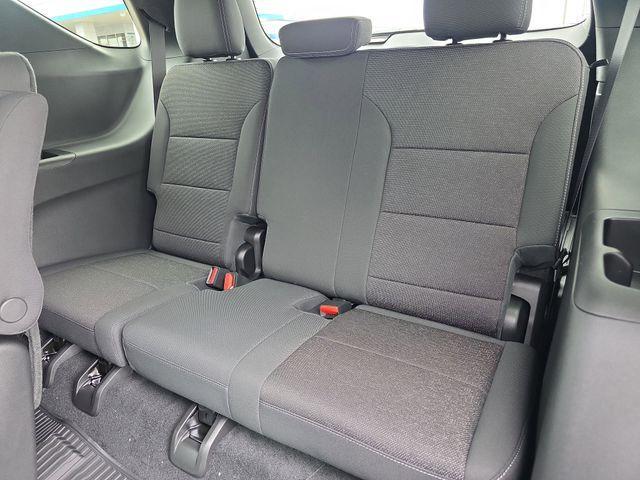 new 2026 Chevrolet Traverse car, priced at $43,436