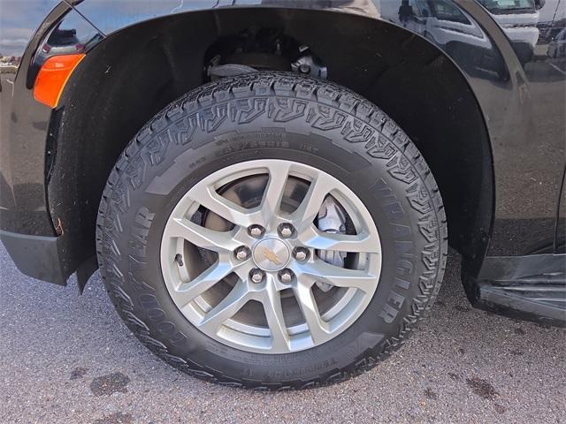 used 2023 Chevrolet Suburban car, priced at $39,975