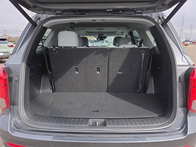 used 2025 Hyundai Palisade car, priced at $36,950