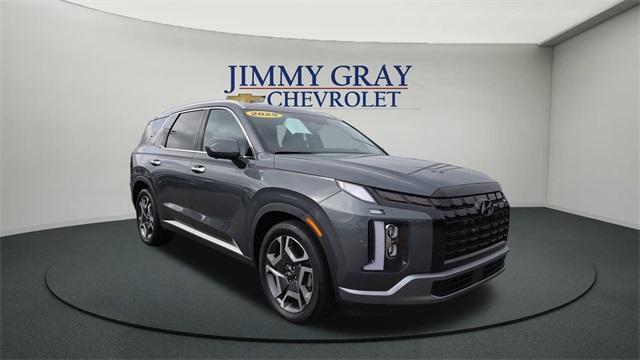 used 2025 Hyundai Palisade car, priced at $36,950