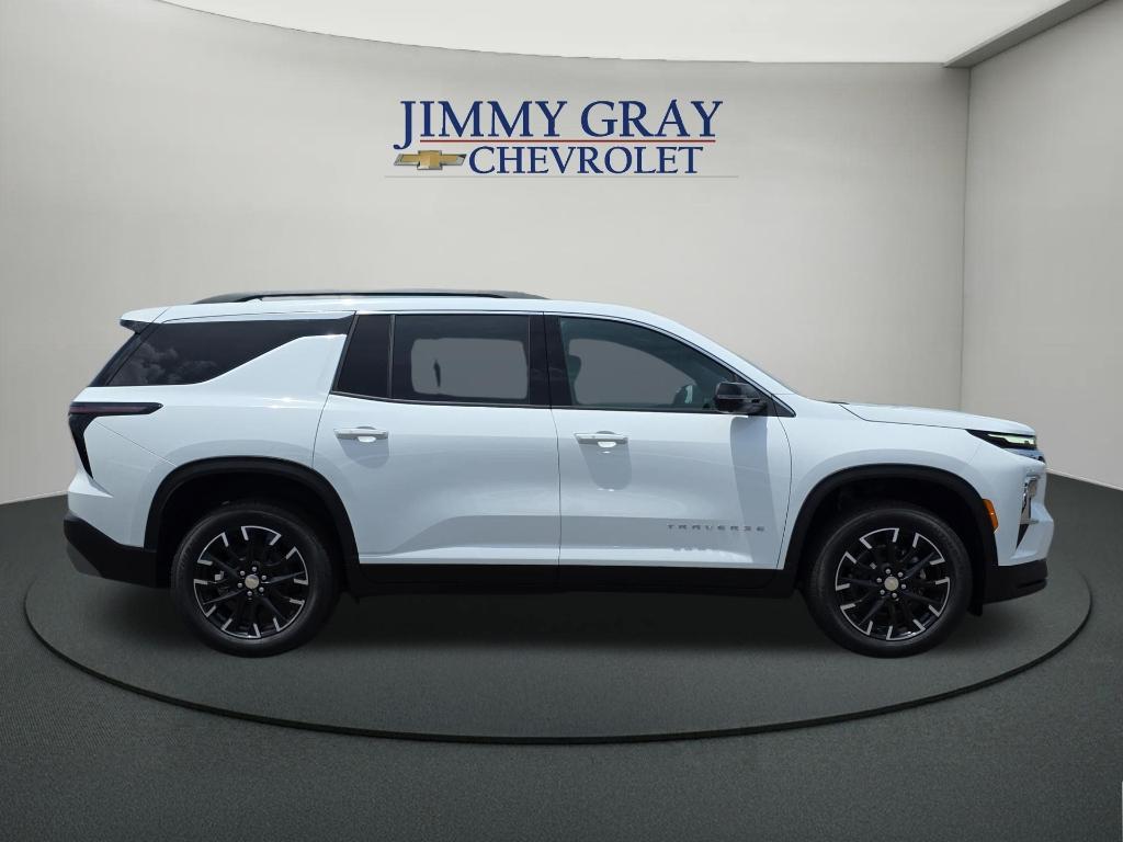 new 2026 Chevrolet Traverse car, priced at $46,202