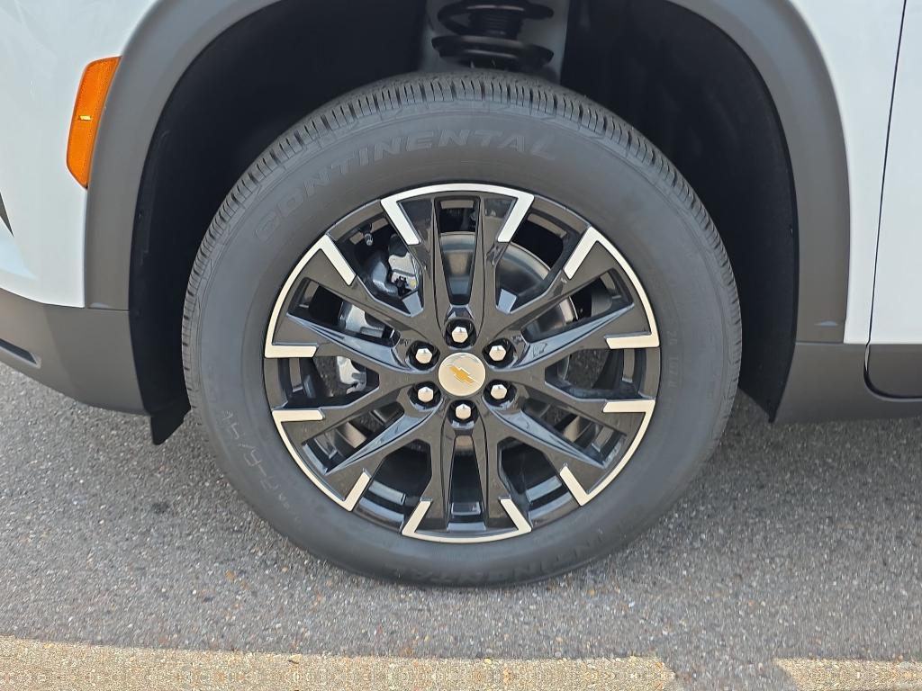 new 2026 Chevrolet Traverse car, priced at $46,202