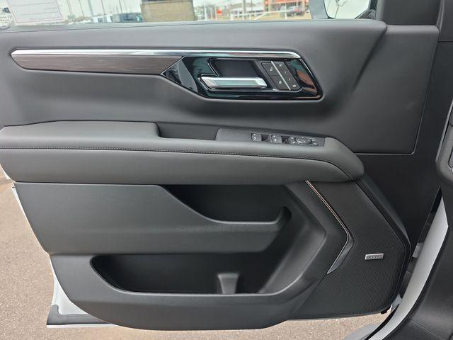 new 2026 Chevrolet Suburban car, priced at $71,307