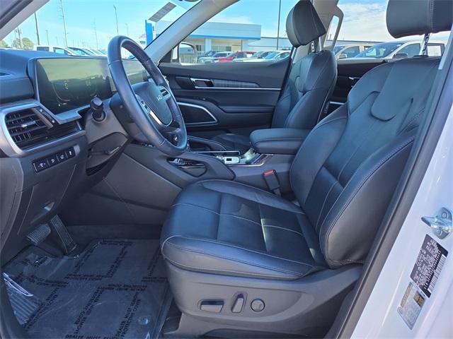 used 2024 Kia Telluride car, priced at $36,000