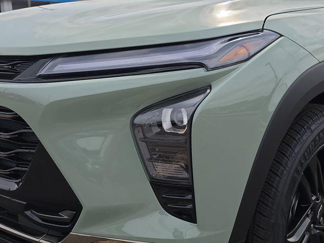 new 2026 Chevrolet Trax car, priced at $27,208