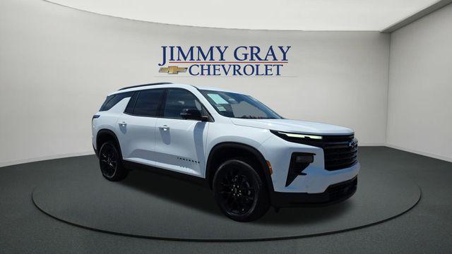 used 2026 Chevrolet Traverse car, priced at $41,500