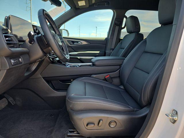 used 2026 Chevrolet Traverse car, priced at $41,500