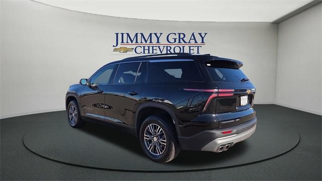 used 2025 Chevrolet Traverse car, priced at $36,950