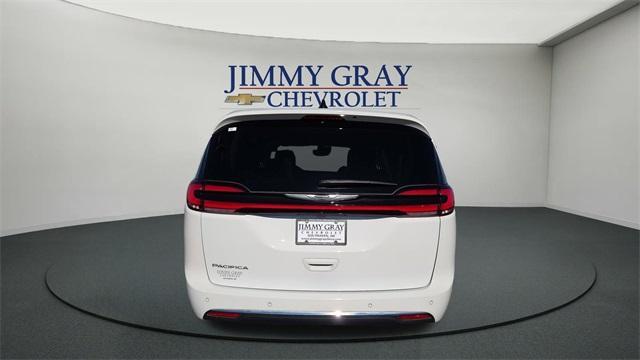 used 2024 Chrysler Pacifica car, priced at $29,950